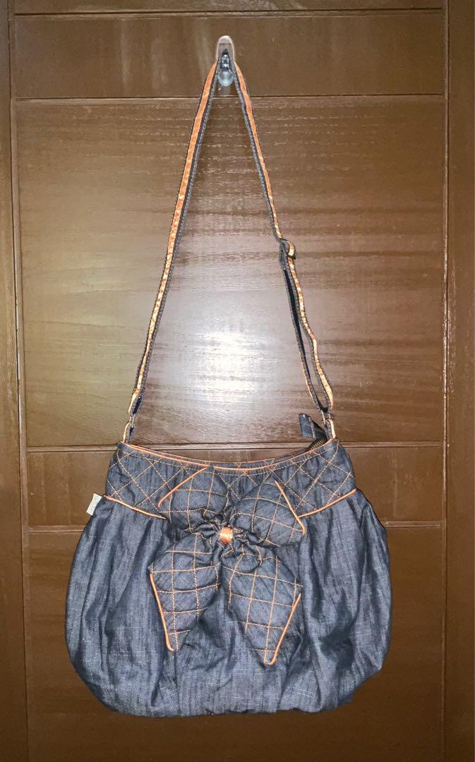 Naraya Bangkok Bag, Women's Fashion, Bags & Wallets, Cross-body Bags on  Carousell