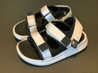 （分類：）位於 。 由 jagabeecheung 提交（商品編號 1146518771，圖片 1）。簡介： 。