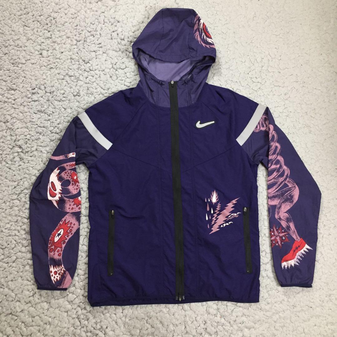 Nike store wild windrunner