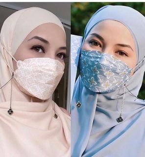 (Category: ) located in . Submitted by ShopWithZee_ (Listing ID 1146537779, Image 1). Description: .