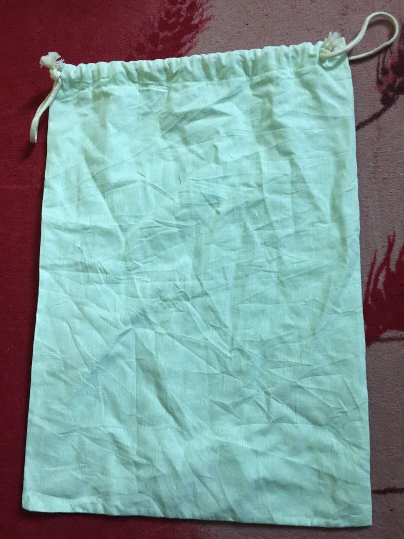 Off white dust bag sale
