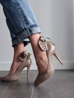 Tony Bianco Pumps with unique Feature