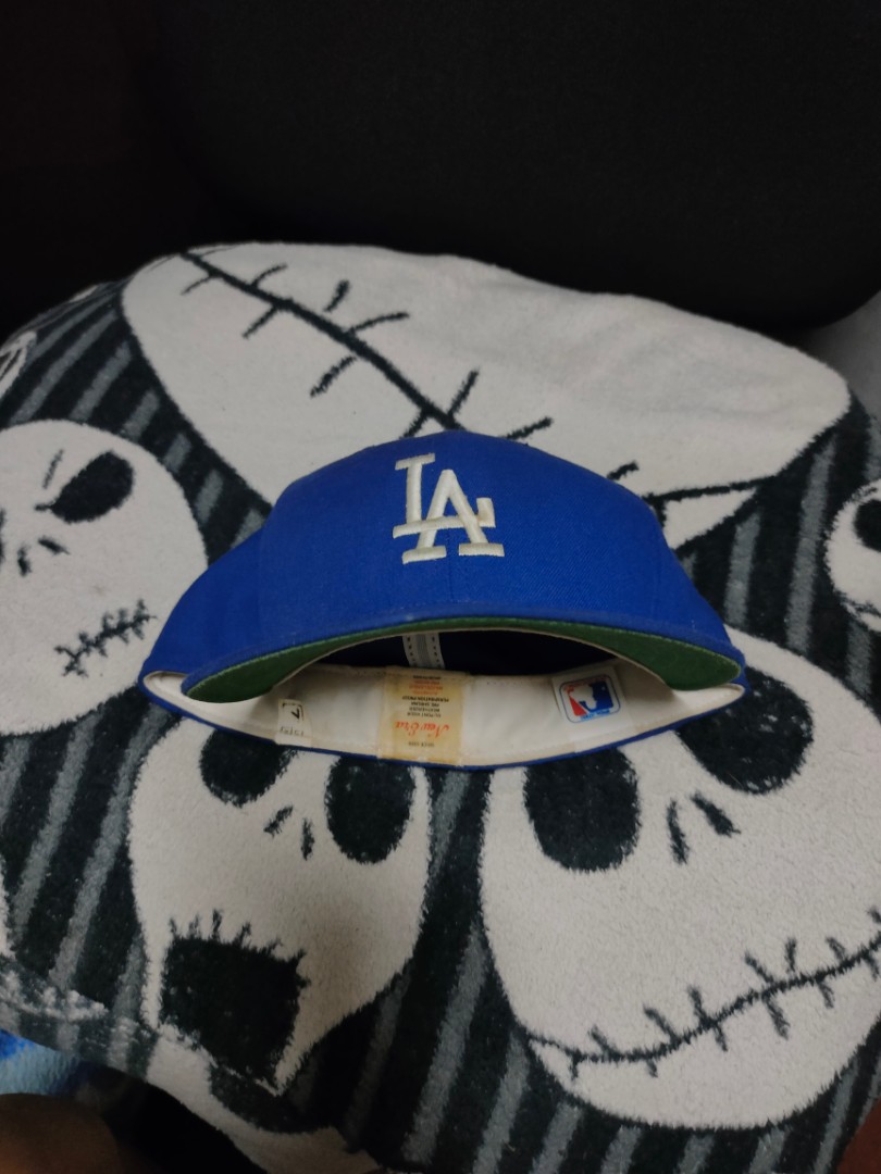 VINTAGE LA DODGERS NET CAP BY SIGNATURE SNAPBACK, Men's Fashion, Watches &  Accessories, Caps & Hats on Carousell