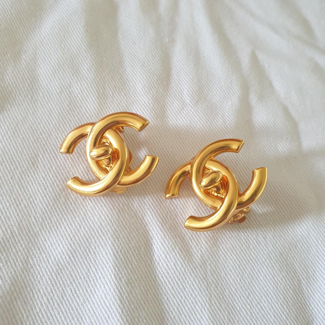 Vintage chanel earrings, Women's Fashion, Jewelry u0026 Organisers, Earrings on  Carousell