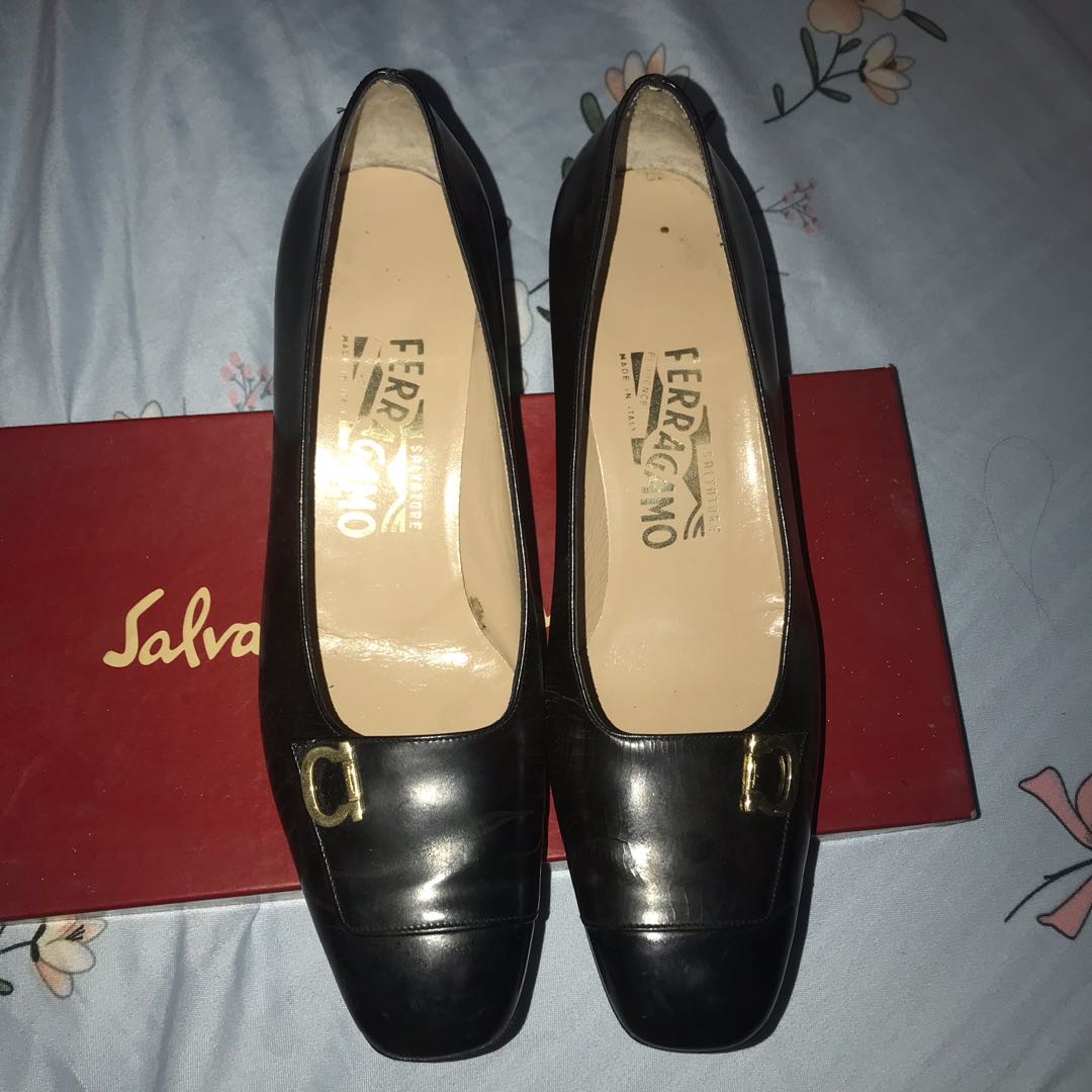 ferragamo shoes clearance