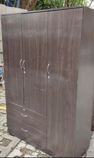 (Category: ) located in . Submitted by dailysecondhandfurnitures (Listing ID 1148138992, Image 1). Description: .