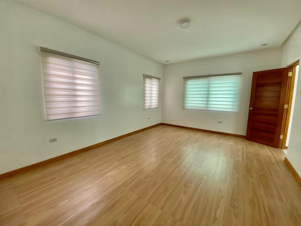 4 BEDROOMS HOUSE WITH SWIMMING POOL FOR RENT IN ANUNAS, ANGELES CITY PAMPANGA NEAR CLARK