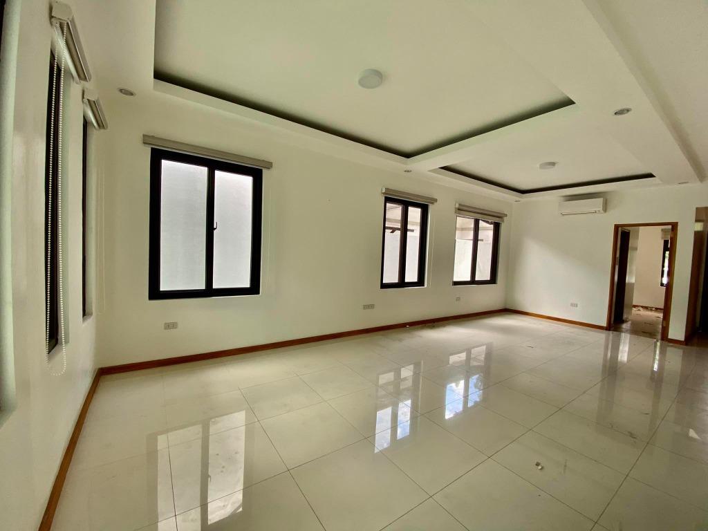 4 BEDROOMS HOUSE WITH SWIMMING POOL FOR RENT IN ANUNAS, ANGELES CITY PAMPANGA NEAR CLARK