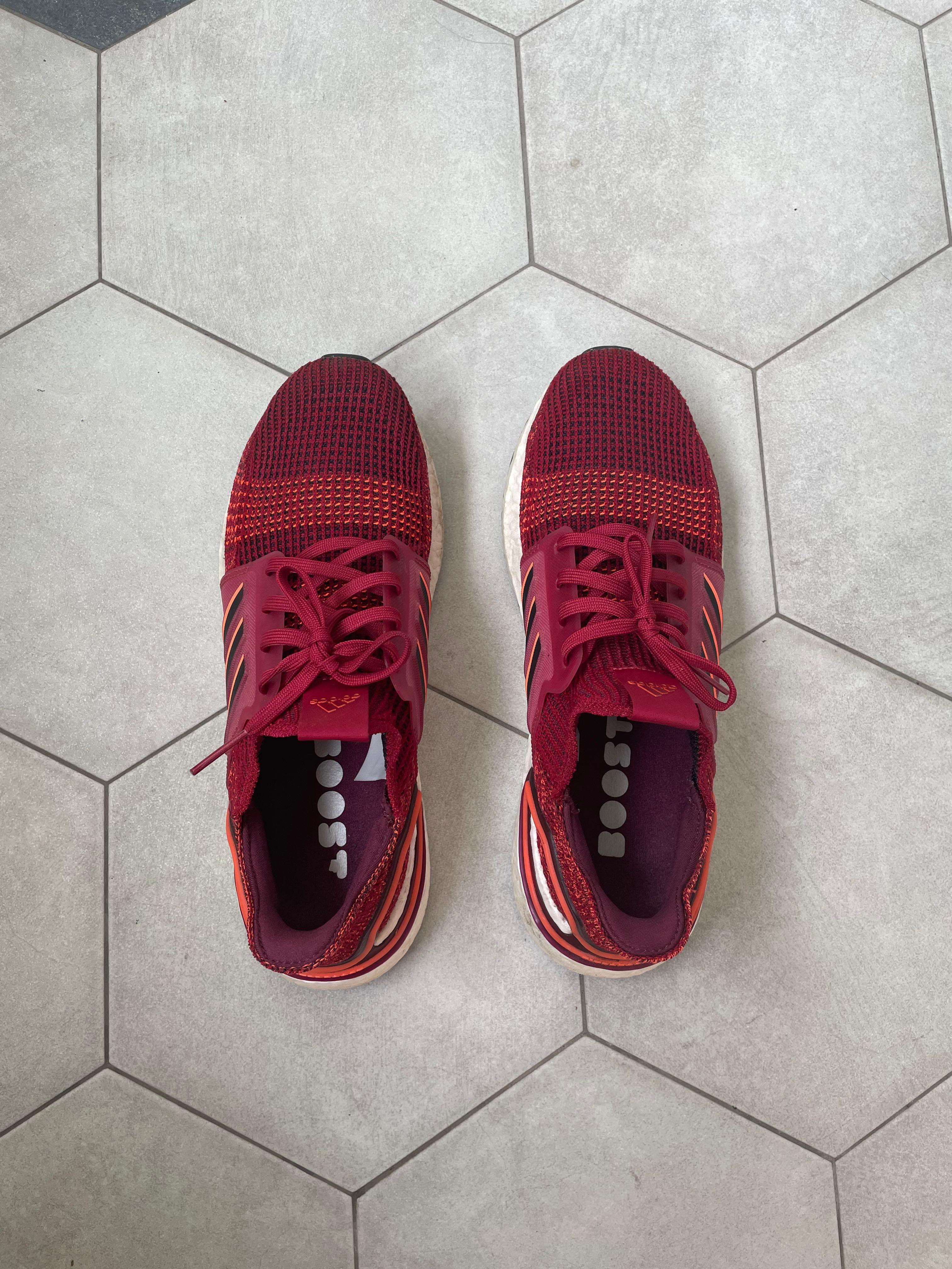 Maroon and black hotsell adidas