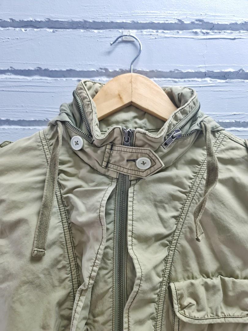 AIGLE Parka Jacket (Category: Coats, Jackets and Outerwear) located in Pasig City. Submitted by alfadeck (Listing ID 1148213445, Image 2). Description: Fits S-L. Selling low due to discoloration on the sleeves as pictured. Adjustable waist, can be worn with or without a hood. AVAILABLE UNLESS MARKED SOLD ❌SWAPS ❌MEET UPS ❌WHEN WORN ✅ PayMaya, GCash, BDO, BPI, RCBC, UCPB, MB, UB ◾Pls manage expectations for preloved items. Flaw/s will be stated, i