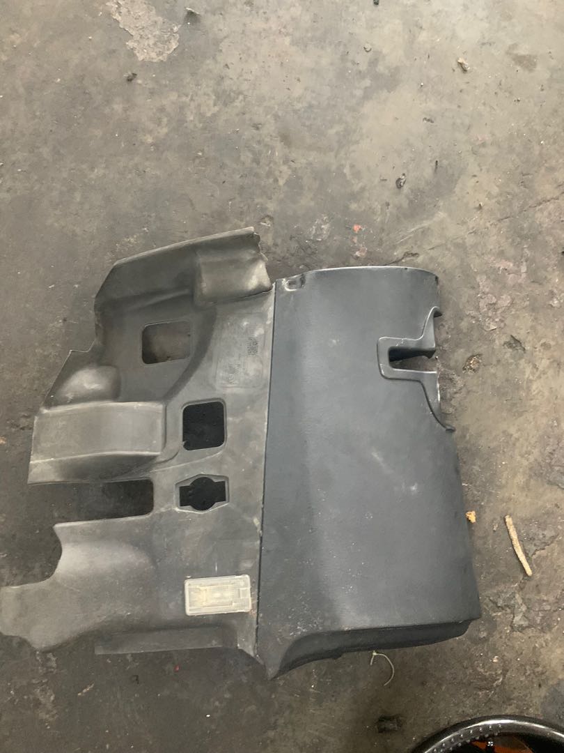 BMW E36 Steering Column Undercover, Auto Accessories on Carousell