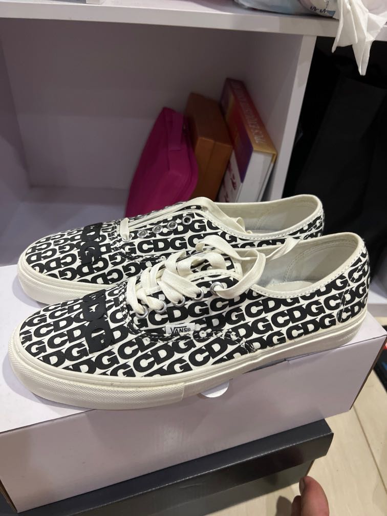 Cdg vans retail clearance