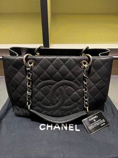 (Category: ) located in . Submitted by omybags (Listing ID 1148219980, Image 1). Description: .