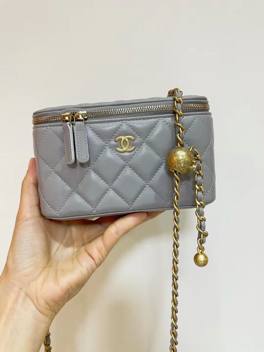 CHANEL-Chanel Gold Ball Grey Long Vanity Case with Chain