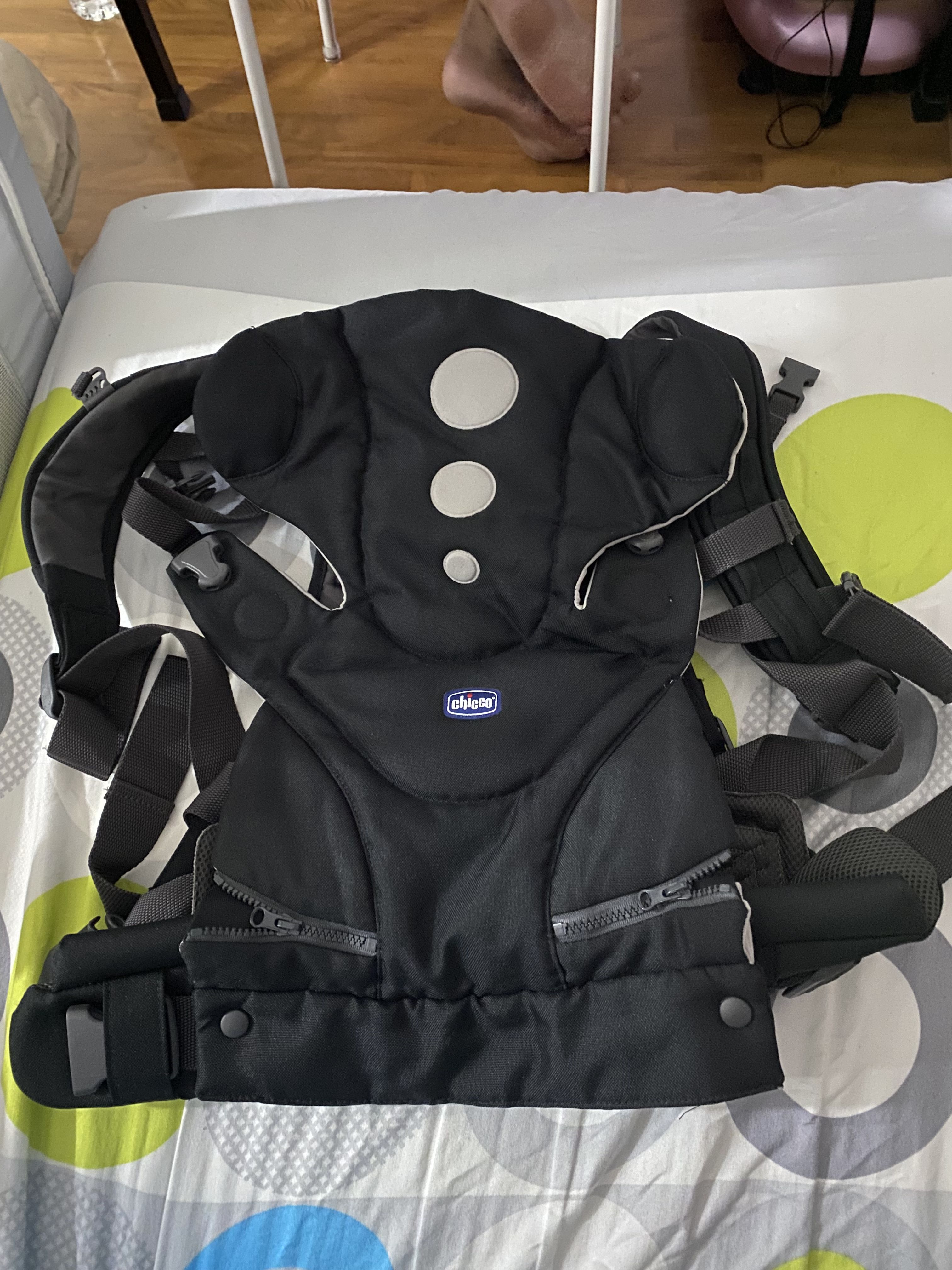 Chicco close to you 2025 carrier