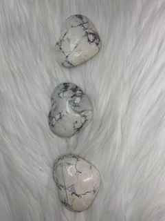 (Category: ) located in . Submitted by soleil.lune.ciel.crystals (Listing ID 1148214937, Image 1). Description: .