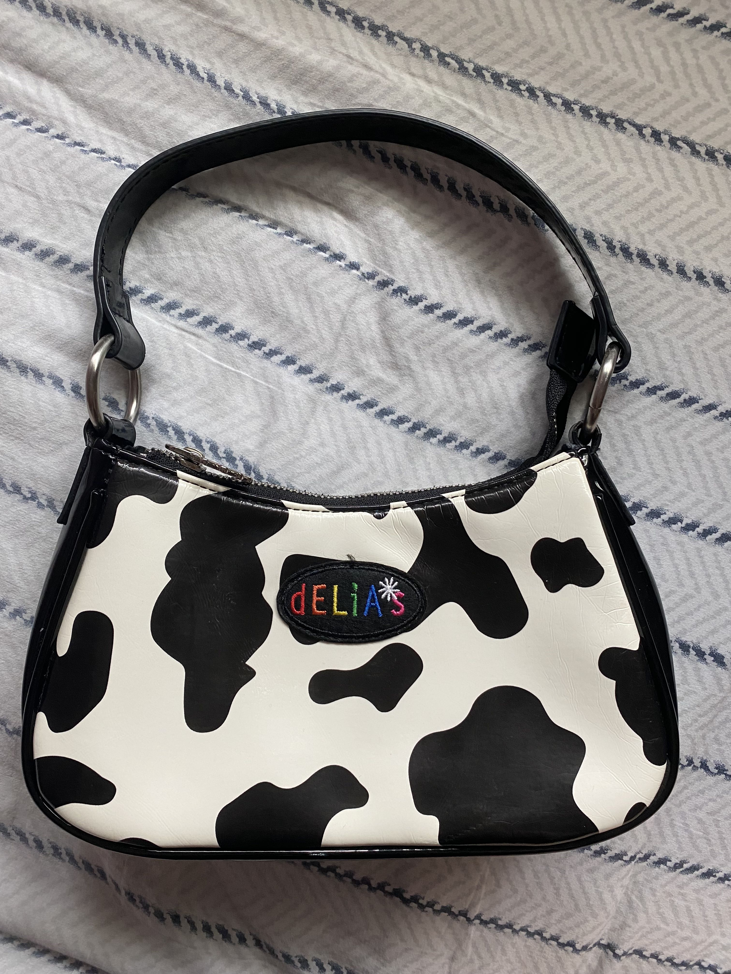 Delia's animal outlet behavior shoulder bag