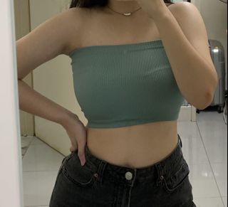 (Category: ) located in . Submitted by Jenna_preloved (Listing ID 1148165110, Image 1). Description: .