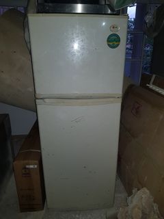 (Category: ) located in . Submitted by zybershopper (Listing ID 1148150692, Image 1). Description: .