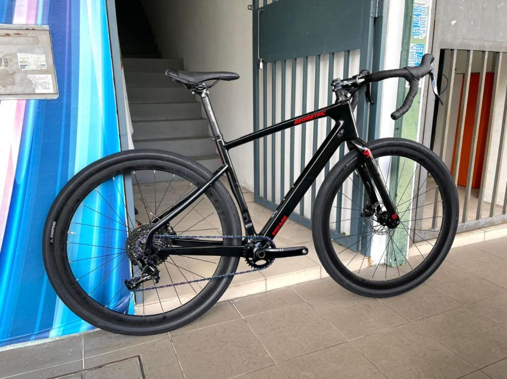 GEOMETRIC ESCAPE CARBON GRAVEL BIKE 48CM 700C RED BLACK USED