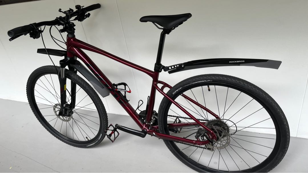 Giant roam wheel best sale size