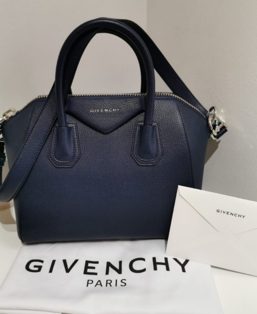 small antigona bolsa in grained leather