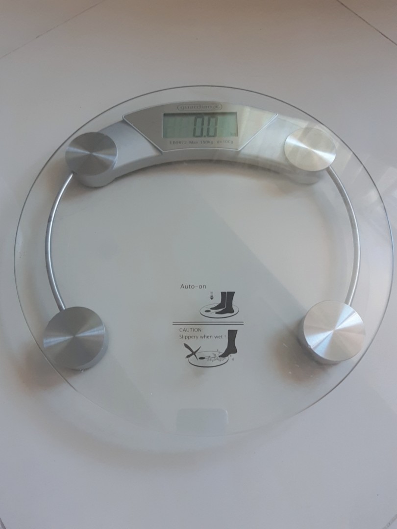 Guardian digital weighing scale(brand new battery included)+Free gifts!!, Health & Nutrition
