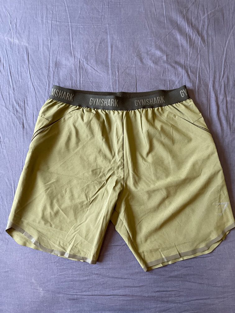 Gymshark Shorts Size L, Men's Fashion 