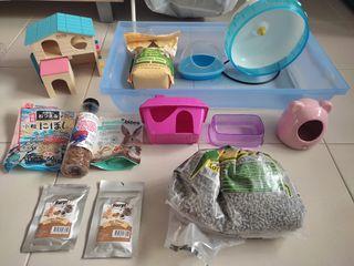 Hamster home,food and bedding