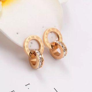 Hight Quality Titanium Steel Double Wound Roman Numerals Crystal Stud Earrings