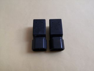 Adaptador IEC a enchufe estadounidense (dos unidades)
