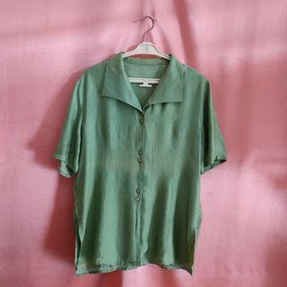 Kemeja Hijau Neon