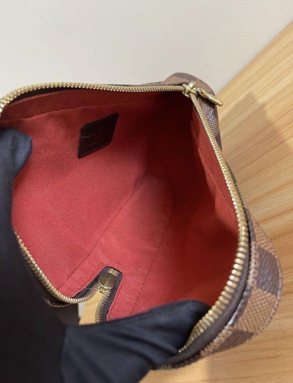 Louis vuitton Geronimo (Category: Luxury Bags & Wallets) located in Cagayan de Oro. Submitted by moiobsession (Listing ID 1148072243, Image 3). Description: Follow us on instagram @moiobsession.luxury.