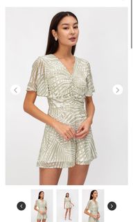 (Category: ) located in . Submitted by thedaintycloset (Listing ID 1148164992, Image 1). Description: .