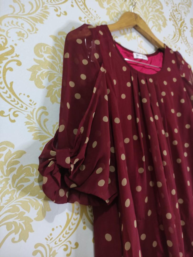 Maroon polka dot blouse, Fesyen Wanita 