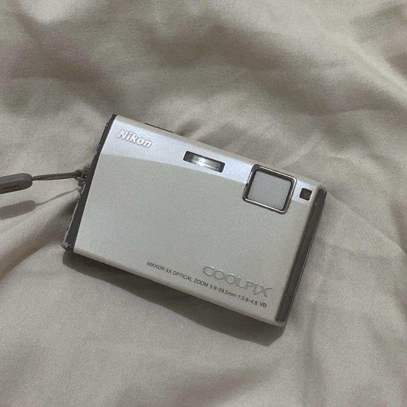 negotiable Nikon Coolpix S60 Digital Camera Pocket Camera, Fotografi di  Carousell