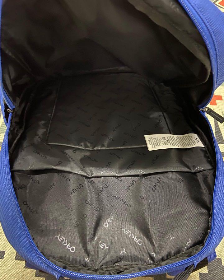 Oakley sales skateboard backpack