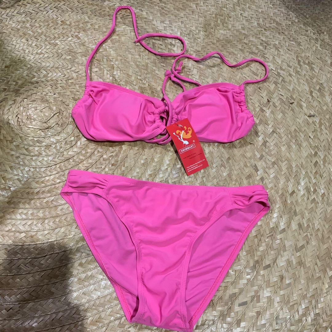 Pink bikini (Category: Bikinis & Swimsuits) located in Marikina City. Submitted by nickaaa (Listing ID 1148199830, Image 1). Description: Xl on tag but medium fit Issue : may black mark sa loob sa may pads na area , but brand new .