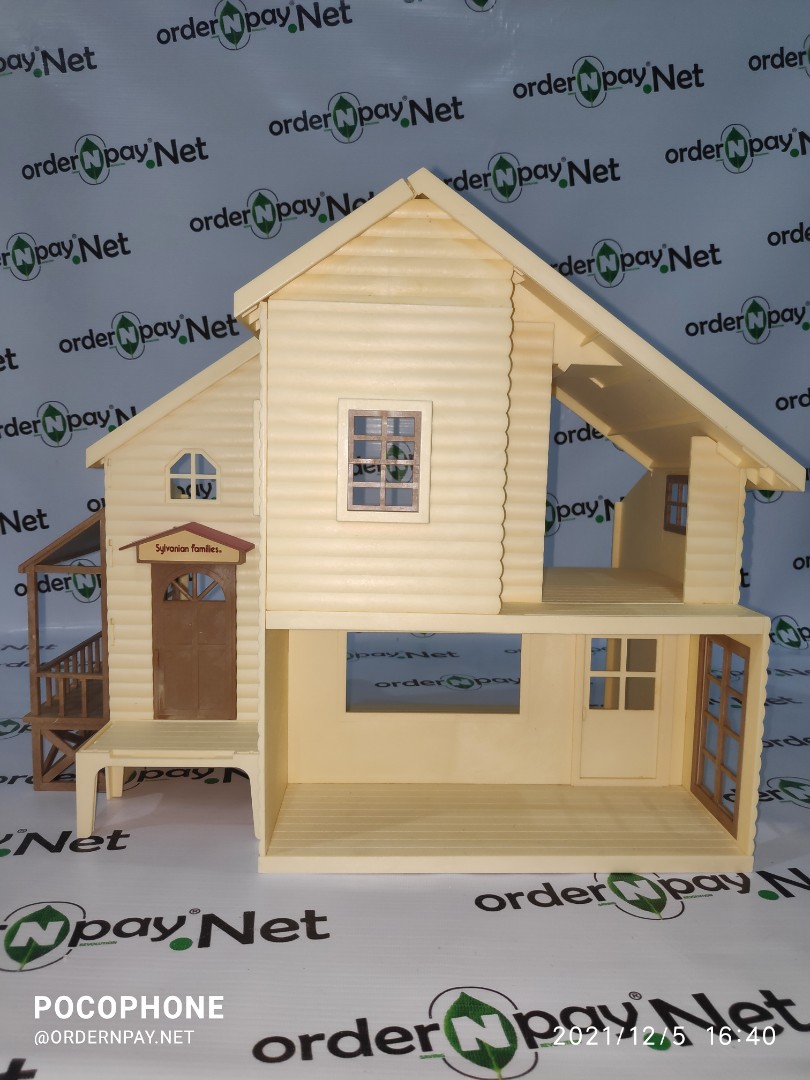 Sylvanian families primrose lodge store