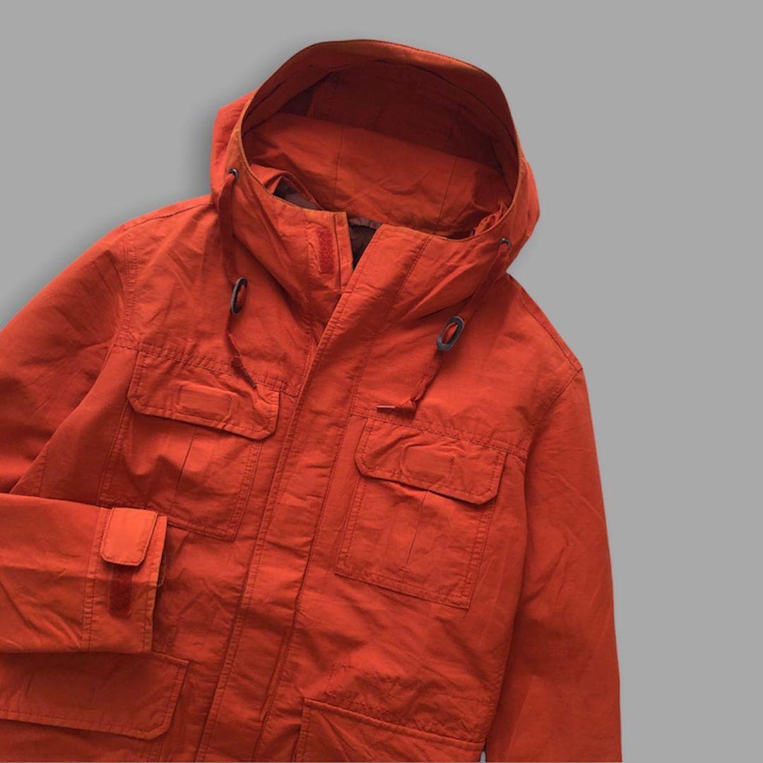 SALE UNIQLO MOUNTAIN PARKA JACKET ORANGE LIKE NEW