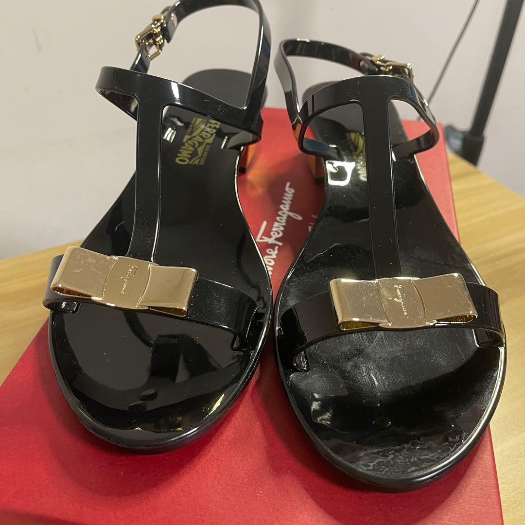 Salvatore Ferragamo Favilia Size 8C Carousell