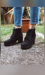 Suede lace up boots