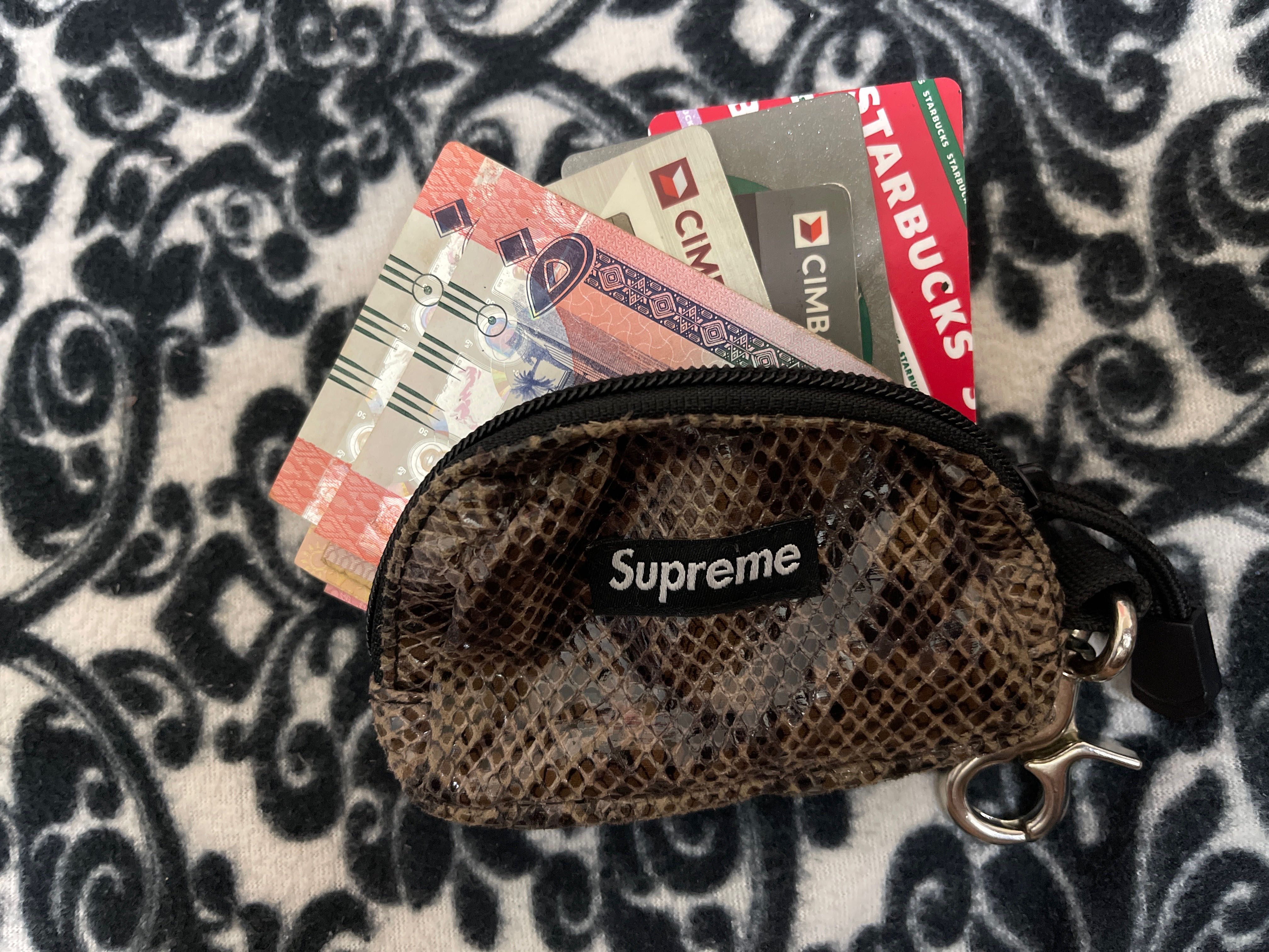 Supreme Coin Card Bag. velinew