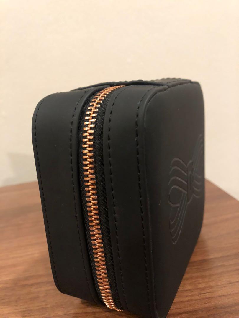 Ted baker zipped outlet jewellery case black