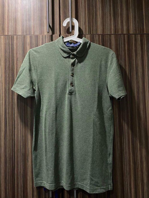 Topman Polo Shirt (Green) (Category: Tshirts & Polo Shirts ) located in Marikina City. Submitted by lienonerom (Listing ID 1148205237, Image 1). Description: Authentic Topman polo shirt Color: Green Size: XS; slim fit Condition: 7/10 (heavily used but no noticeable damages).