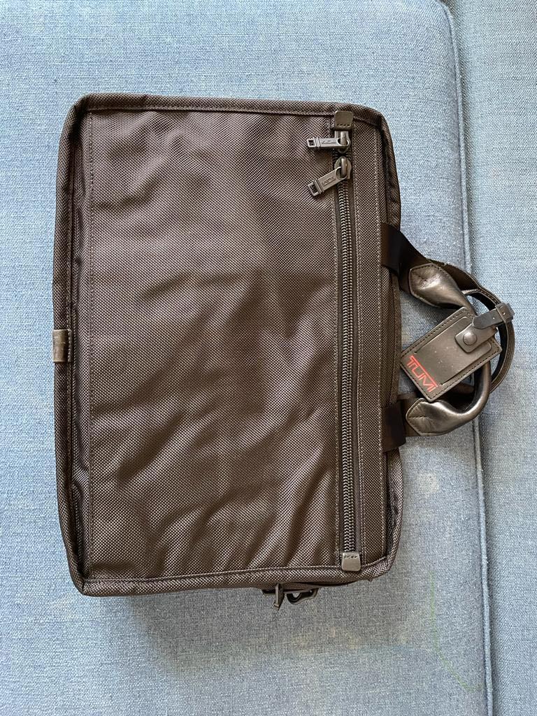 Tumi bag original clearance