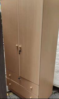(Category: ) located in . Submitted by dailysecondhandfurnitures (Listing ID 1148138645, Image 1). Description: .