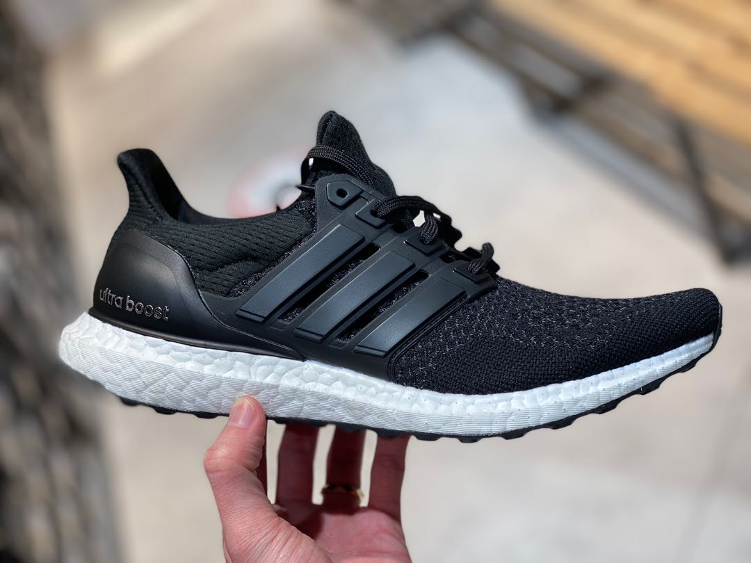 Ultra boost limited cheap edition shoes