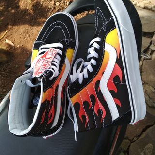 (Kategori: ) berada di . Dikirim oleh burnproject (ID iklan 1148146854, Gambar 1). Deskripsi: .