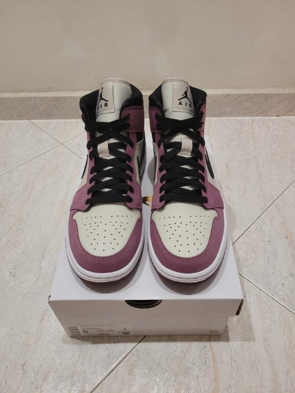 Women s Air Jordan 1 Mid SE Berry Pink